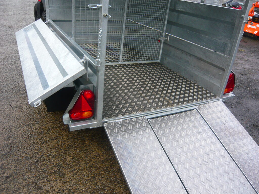 NEW CLH 7FT X 4FT CANOPY TRAILER