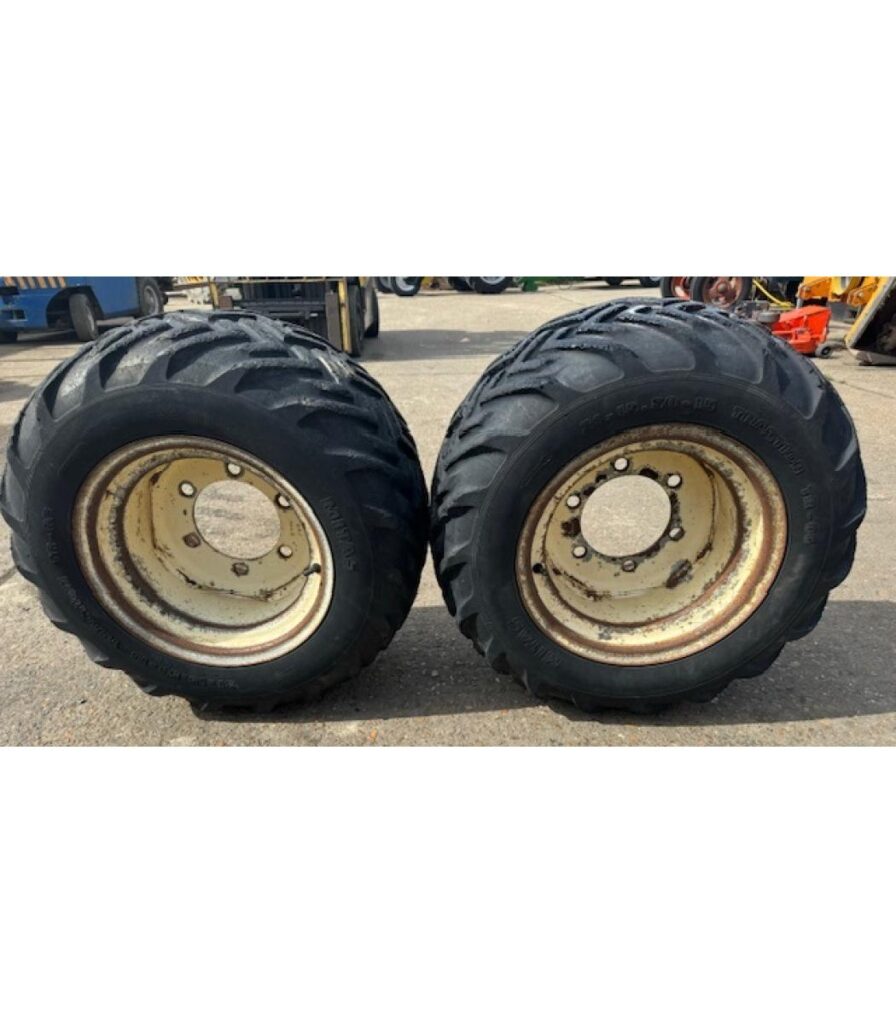 Pair of 15 Inch Wheels and Tyres