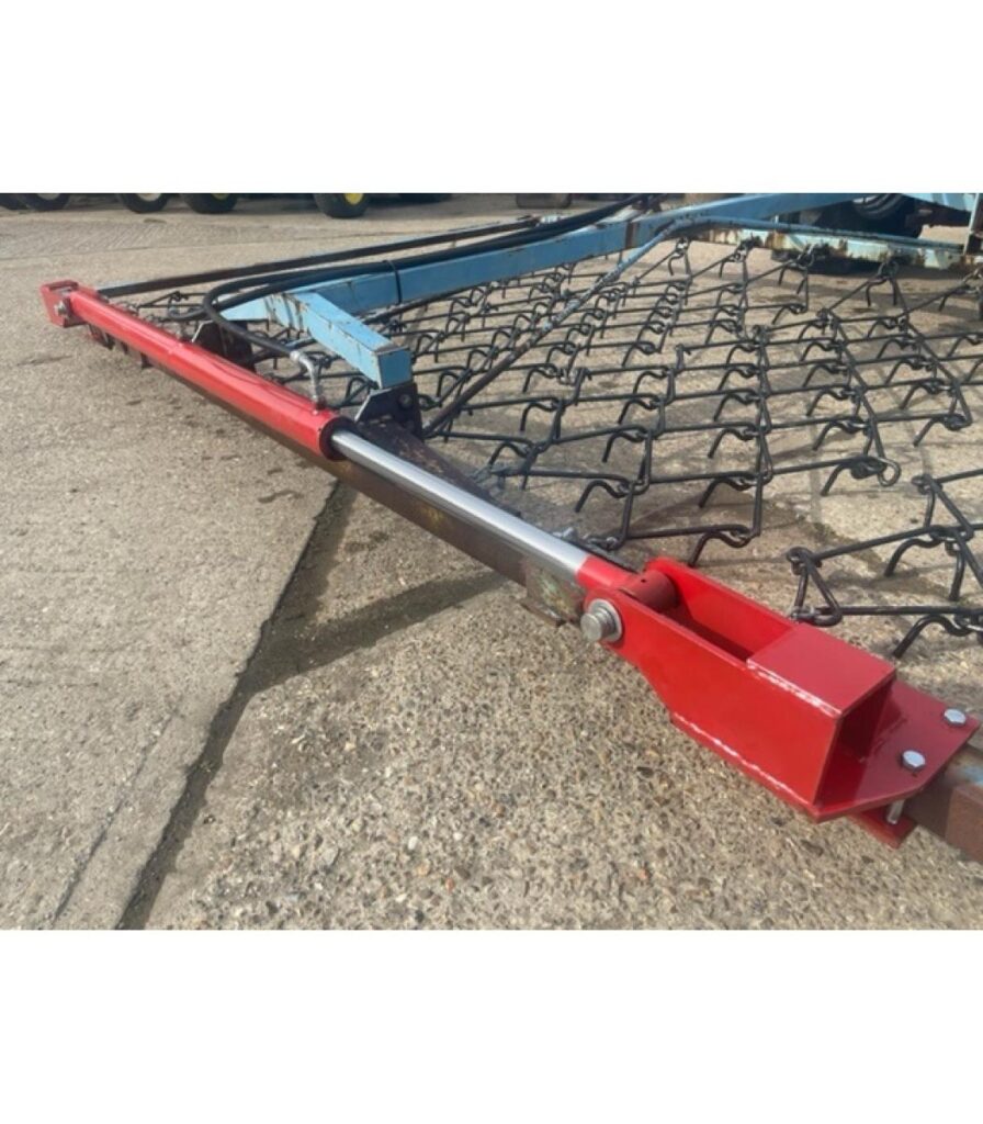 Parmiter 13ft Hydraulic Fold Harrow