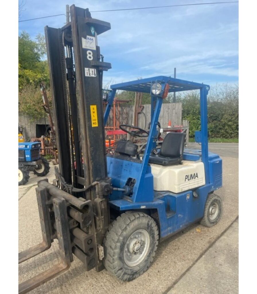 Puma FD25 Forklift