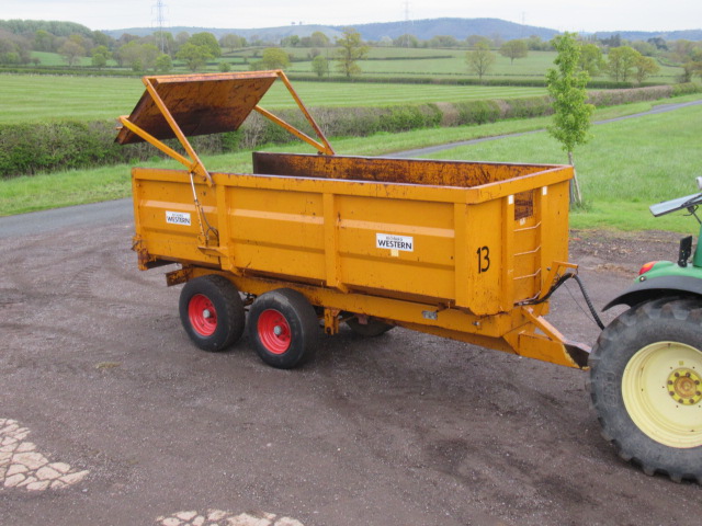 Richard Western 12 ton trailer