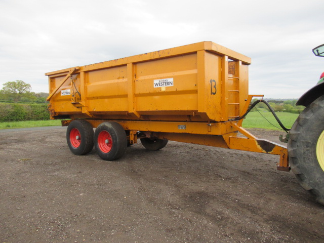 Richard Western 12 ton trailer