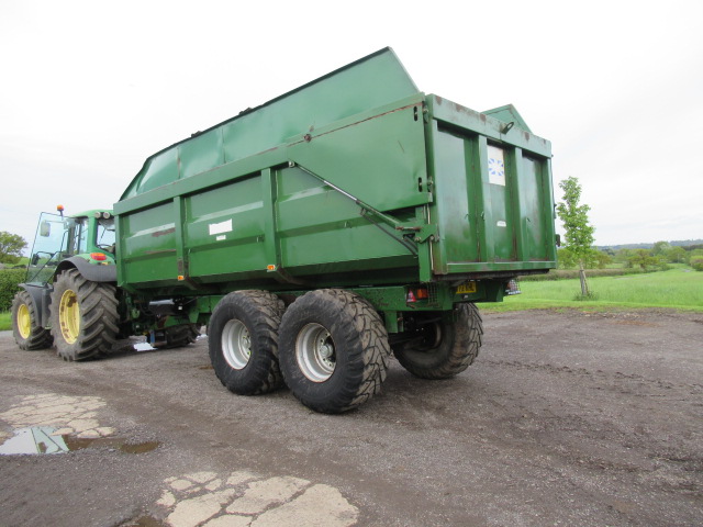 Richard Western SF14HS grain trailer