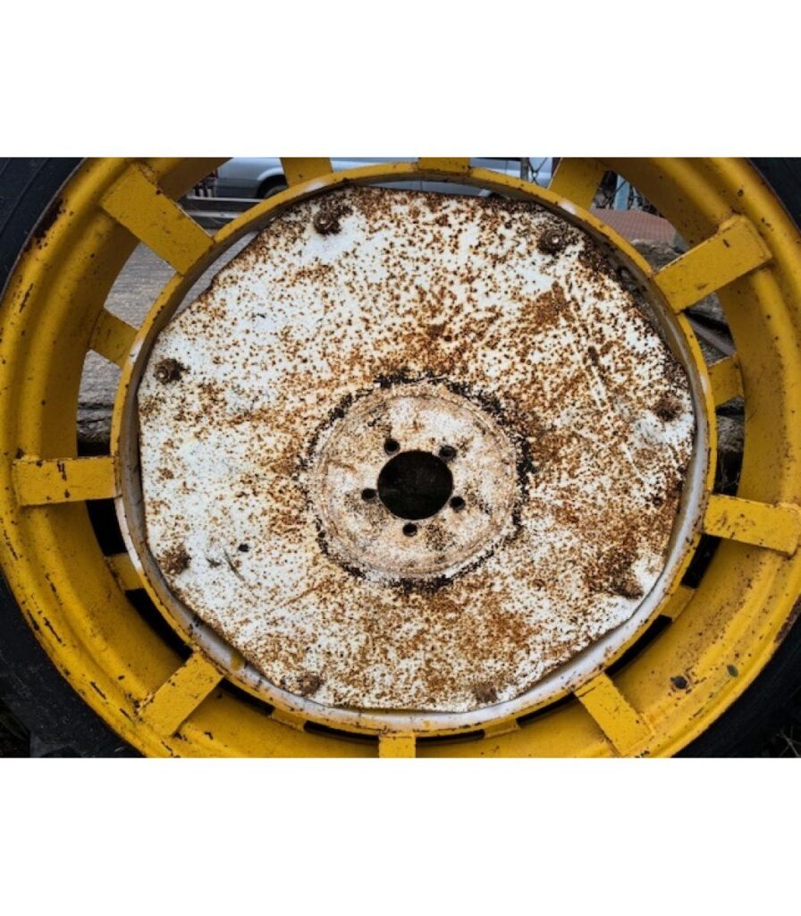 Pair of Rowcrop Wheels