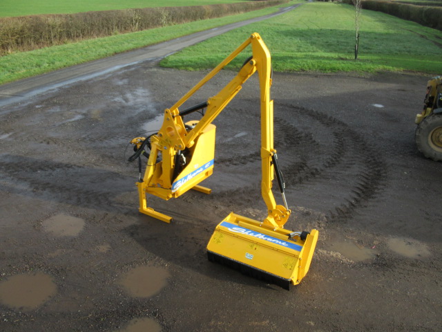 Shelbourne Reynolds 457 hedgecutter – SOLD