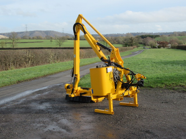 Shelbourne Reynolds 457 hedgecutter – SOLD