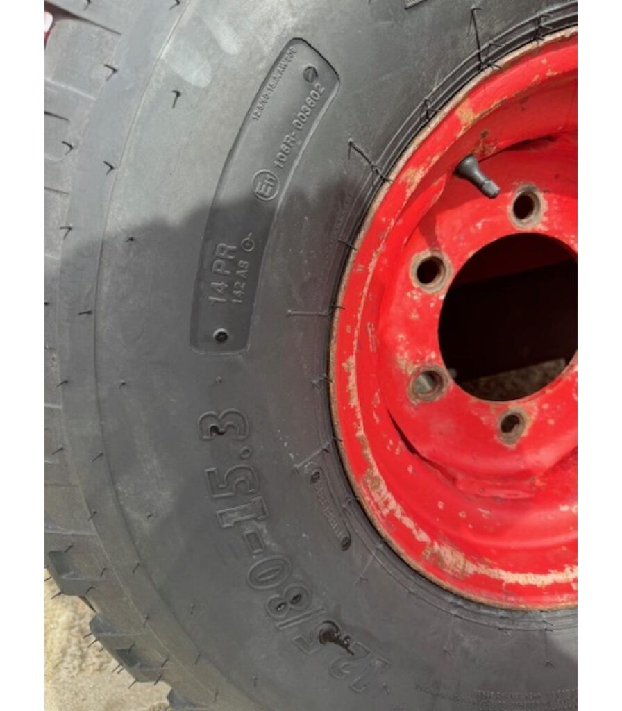 6 Stud Trailer Wheel and Tyre