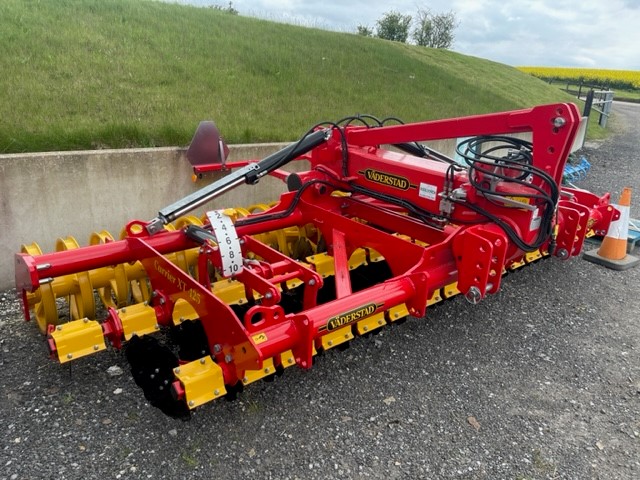 Vaderstad CR425 XT