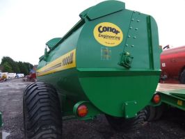 NEW CONOR 9 & 10 YARD SPREADERS IN STOCK READY TO GO