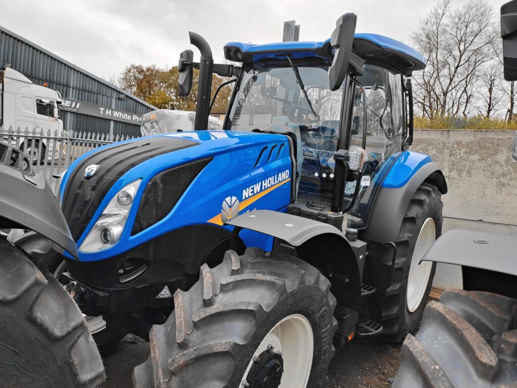 NEW HOLLAND T6.155EC