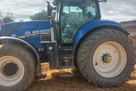 NEW HOLLAND T7.245