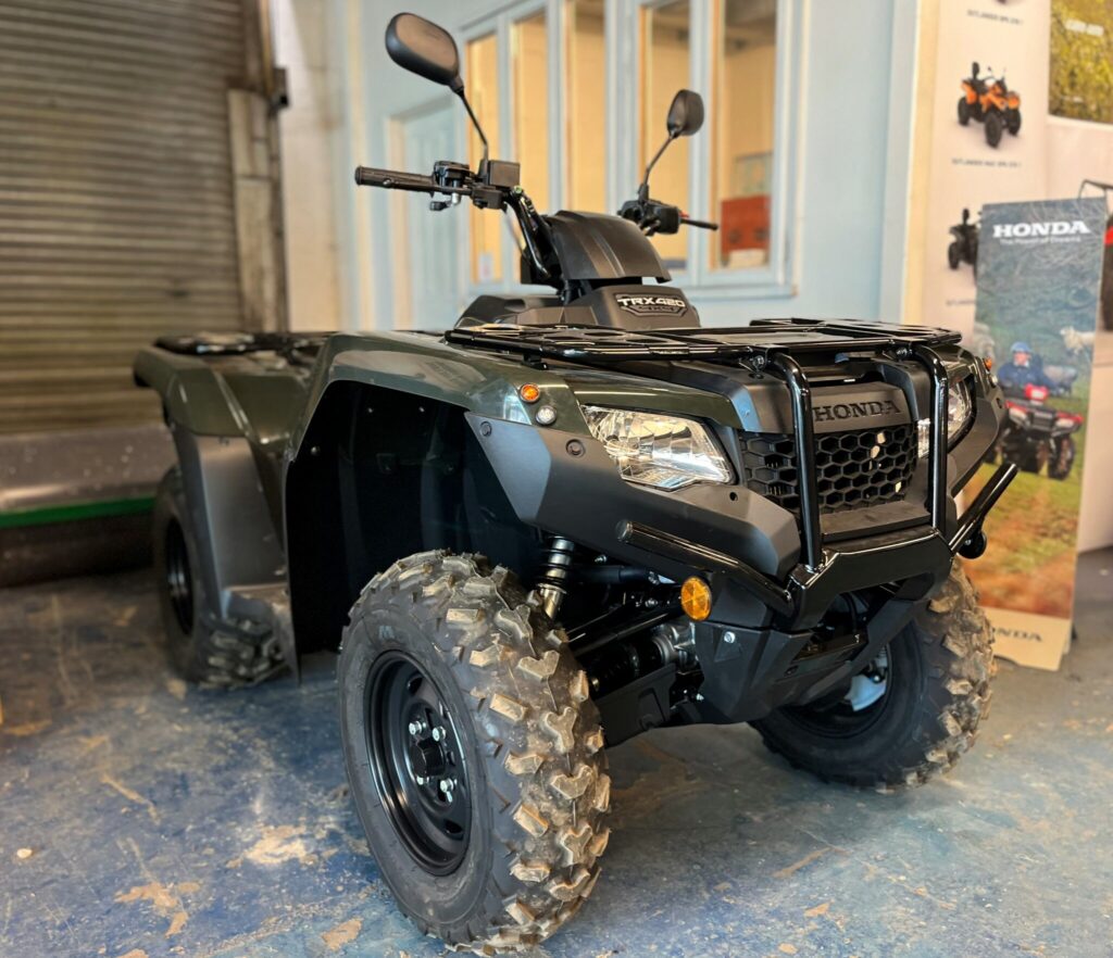 CAN-AM OUTLANDER 450 EFI