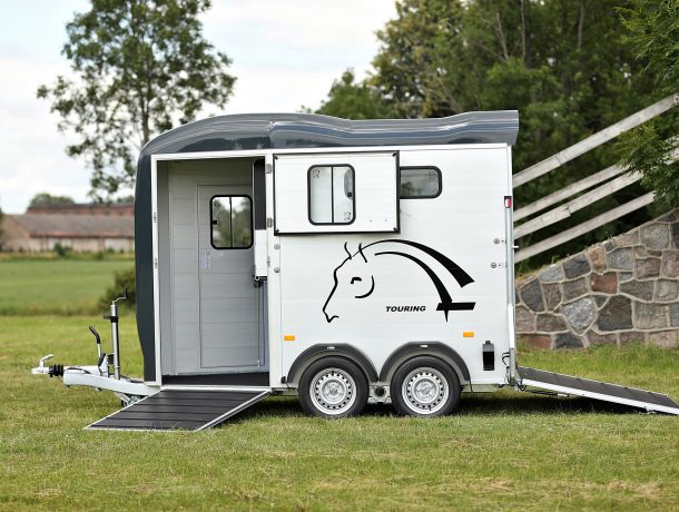 Cheval Liberte Touring Country Horse Trailer