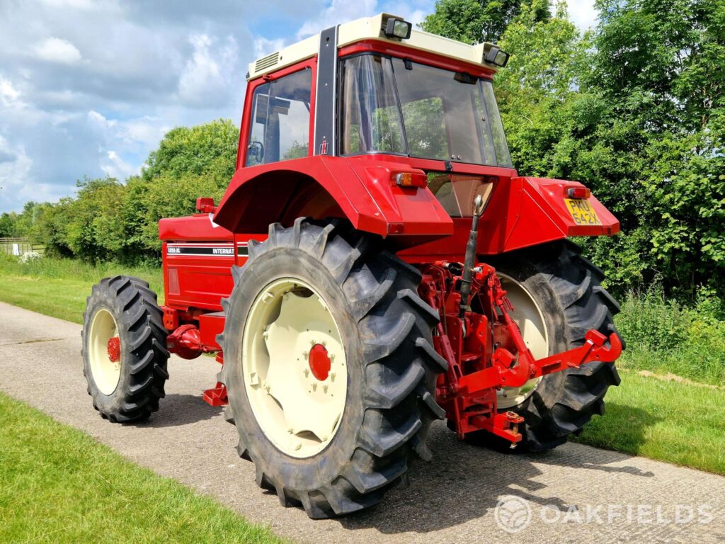 1982 International 1255XL 4WD Tractor