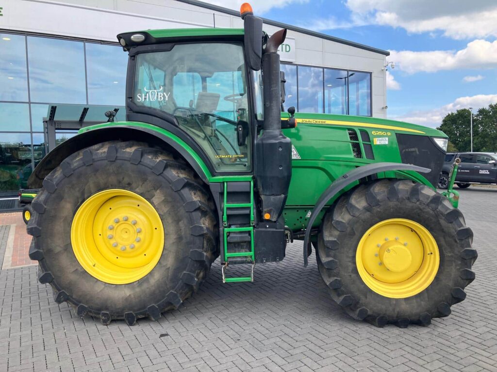 John Deere 6250R