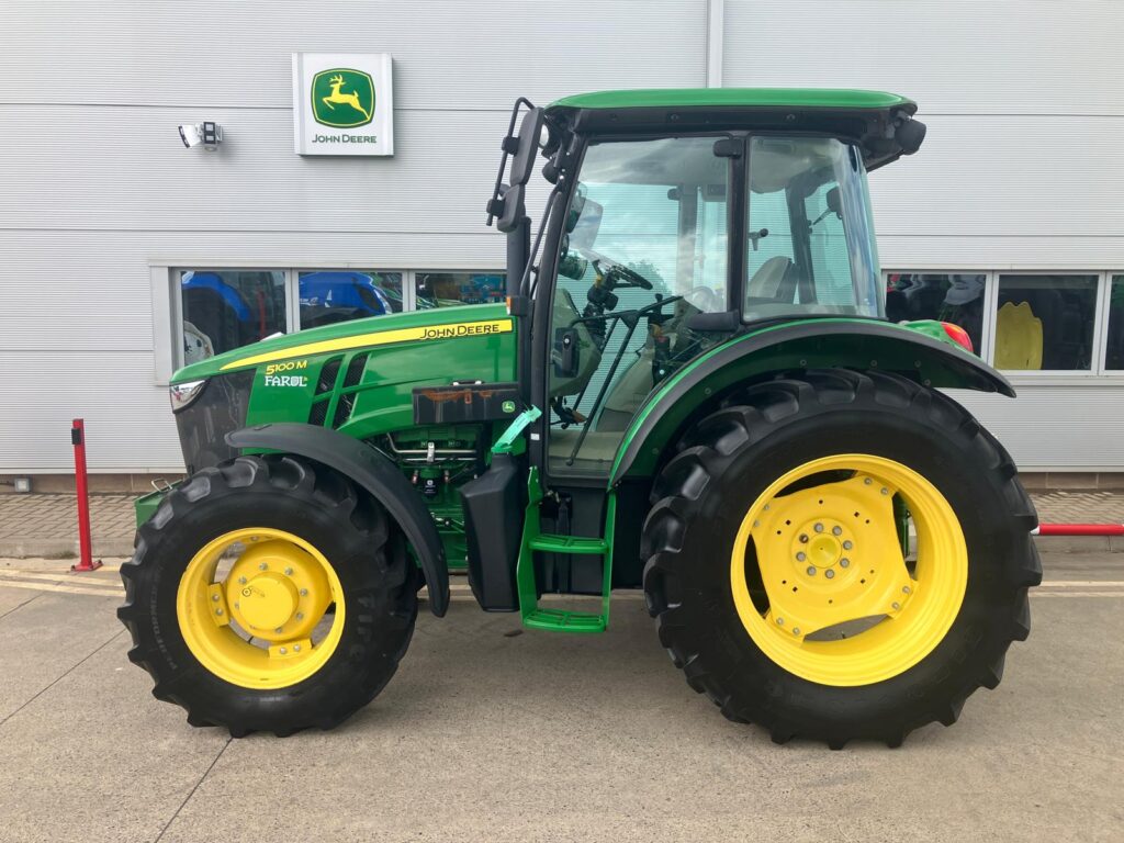 John Deere 5100M