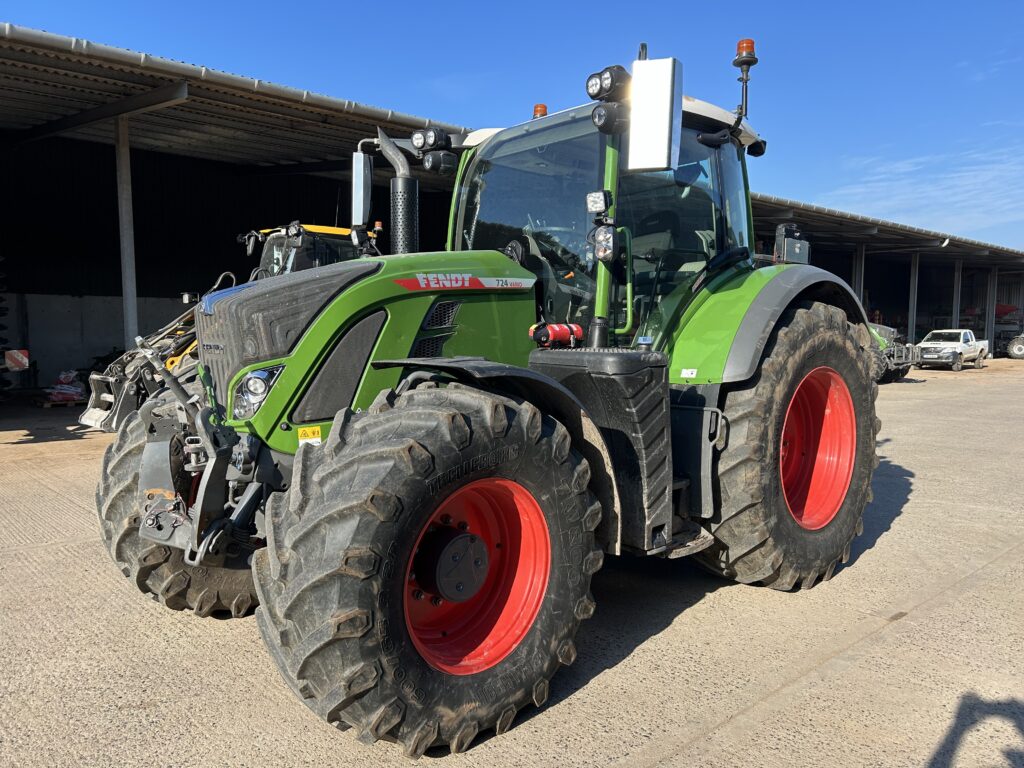 FENDT 724 PROFI+ SETTING2