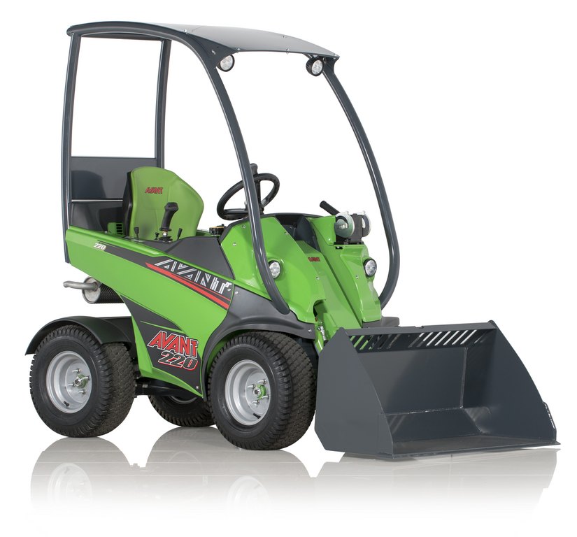 Avant 220 Compact Multi-Functional Loader