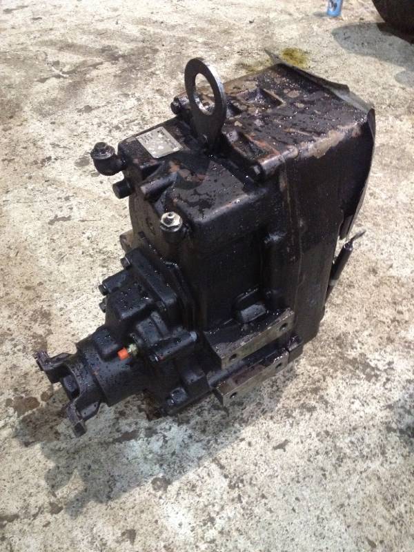 Valmet 890 Transfer gearbox VL48