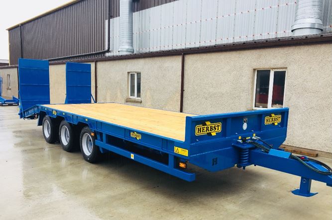 27T GROSS LOW LOADER