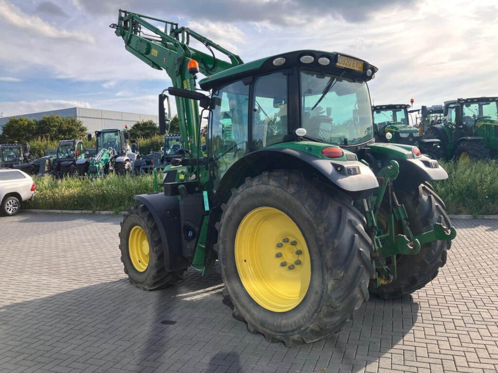 John Deere 6130R