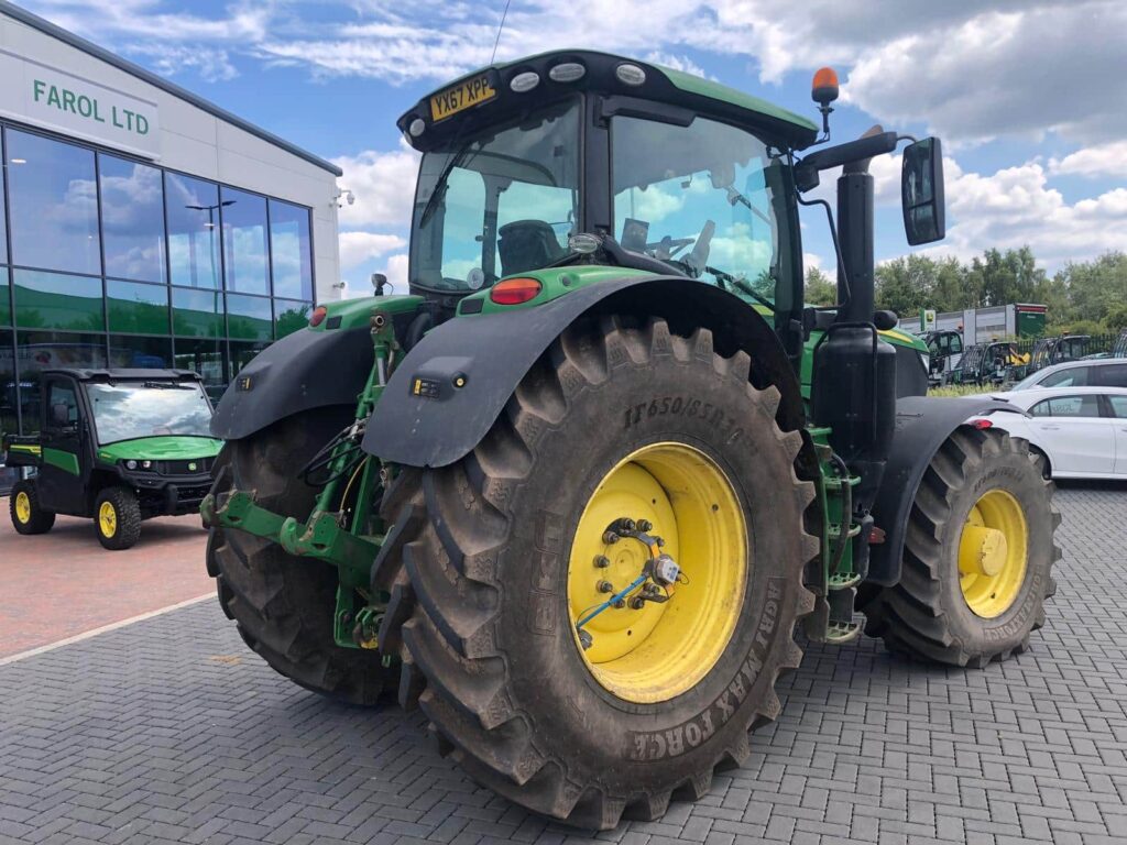 John Deere 6195R