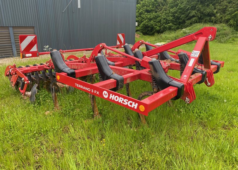 Horsch TERRANO3FX Cultivator