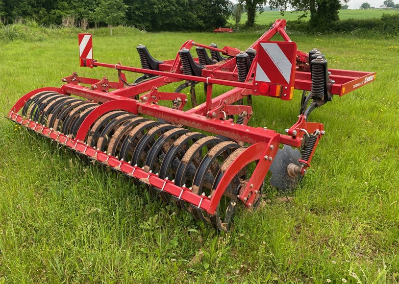 Horsch TERRANO3FX Cultivator