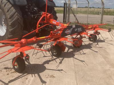 KUHN GF 502 Tedder