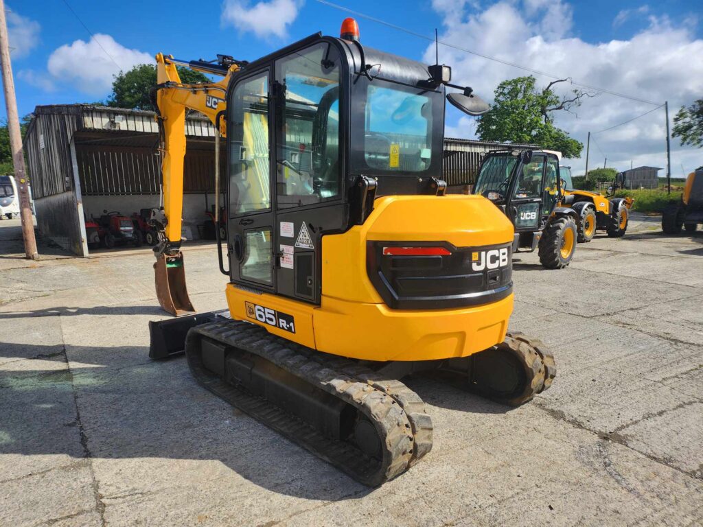 JCB 65R-1