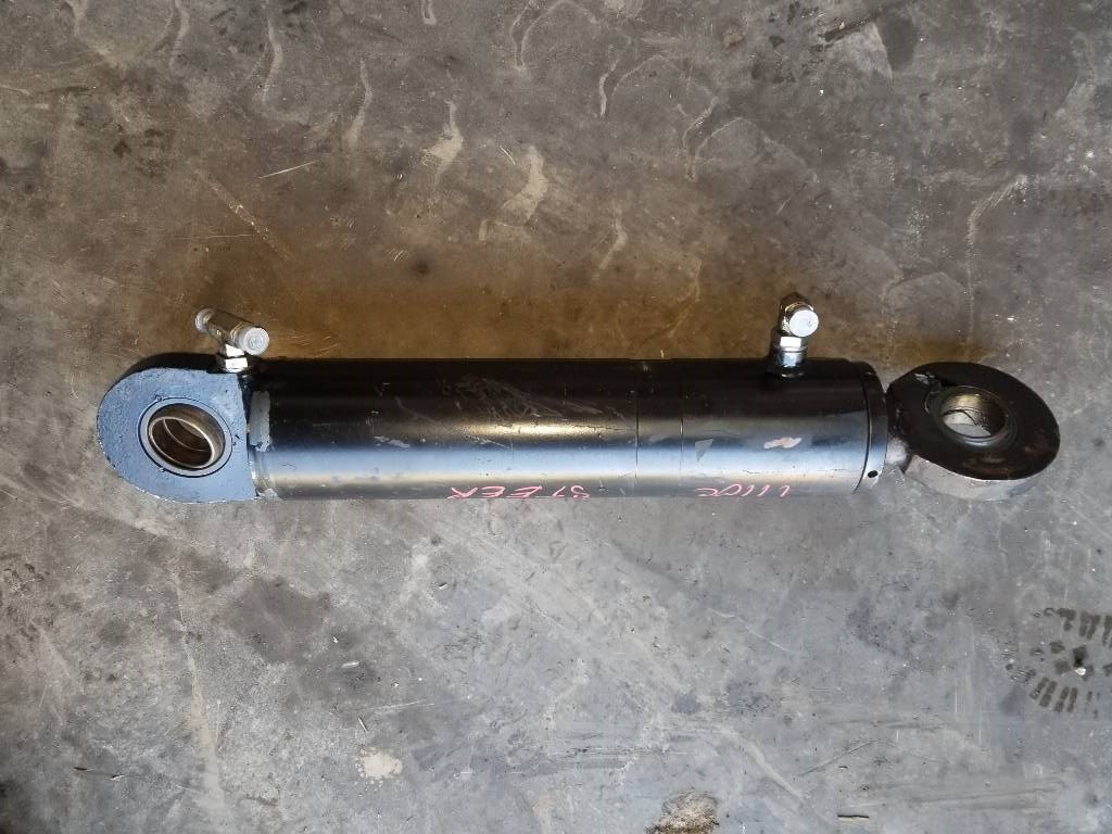 Timberjack 1110c Steering Ram/Cylinder