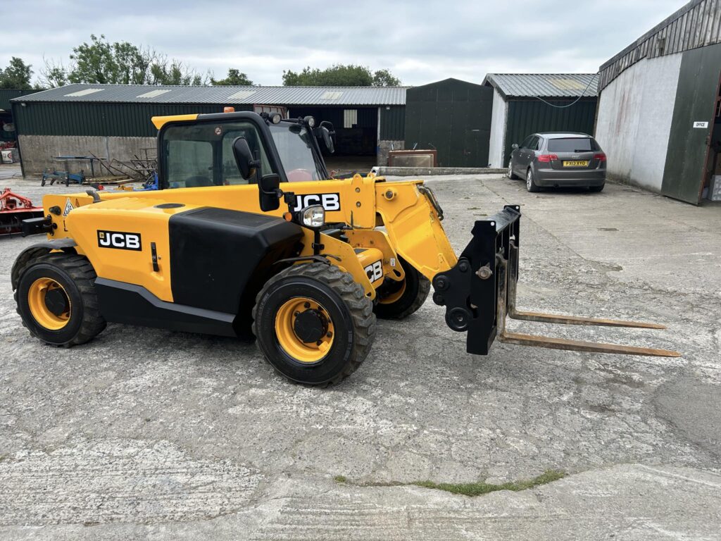 JCB 525-60