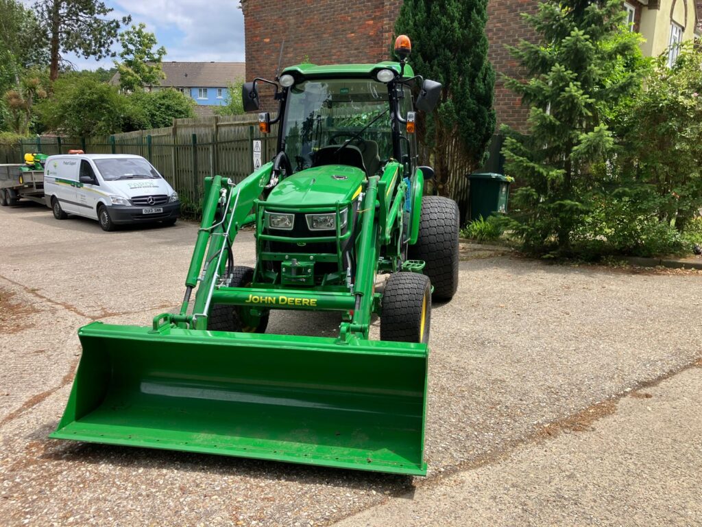 John Deere 4066R compact tractor with loader