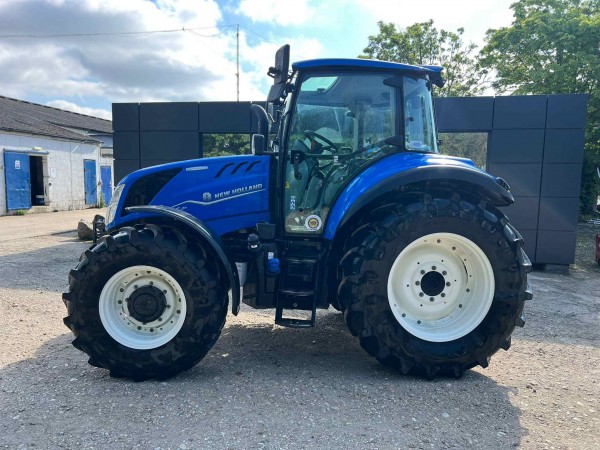 NEW HOLLAND T5.120