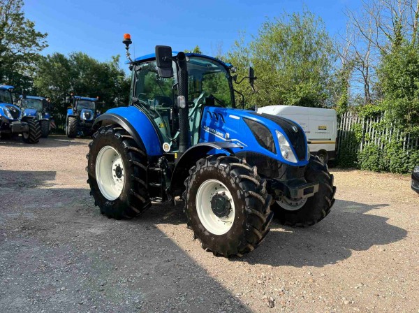 NEW HOLLAND T5.120