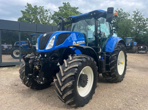 NEW HOLLAND T7.260