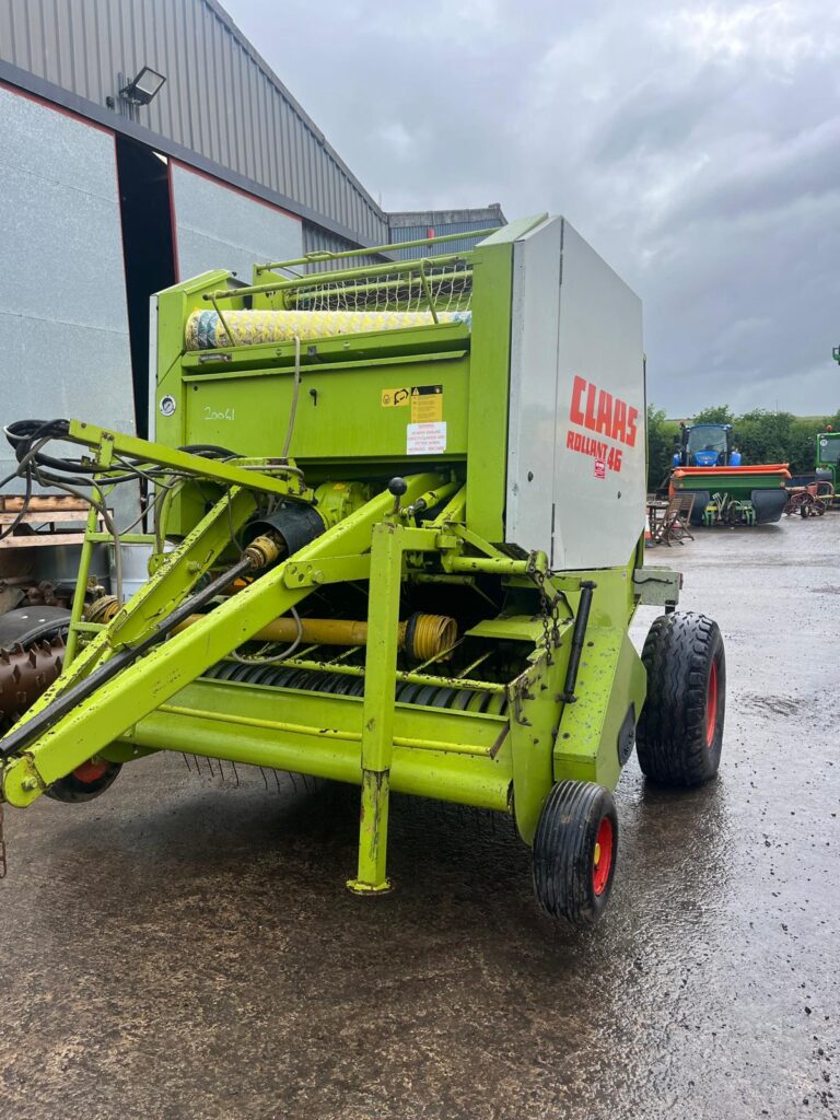 CLAAS ROLLANT 46 ROUND BALER