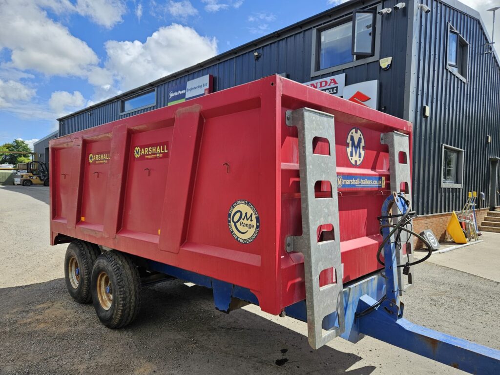 Marshall Q8 Grain Trailer