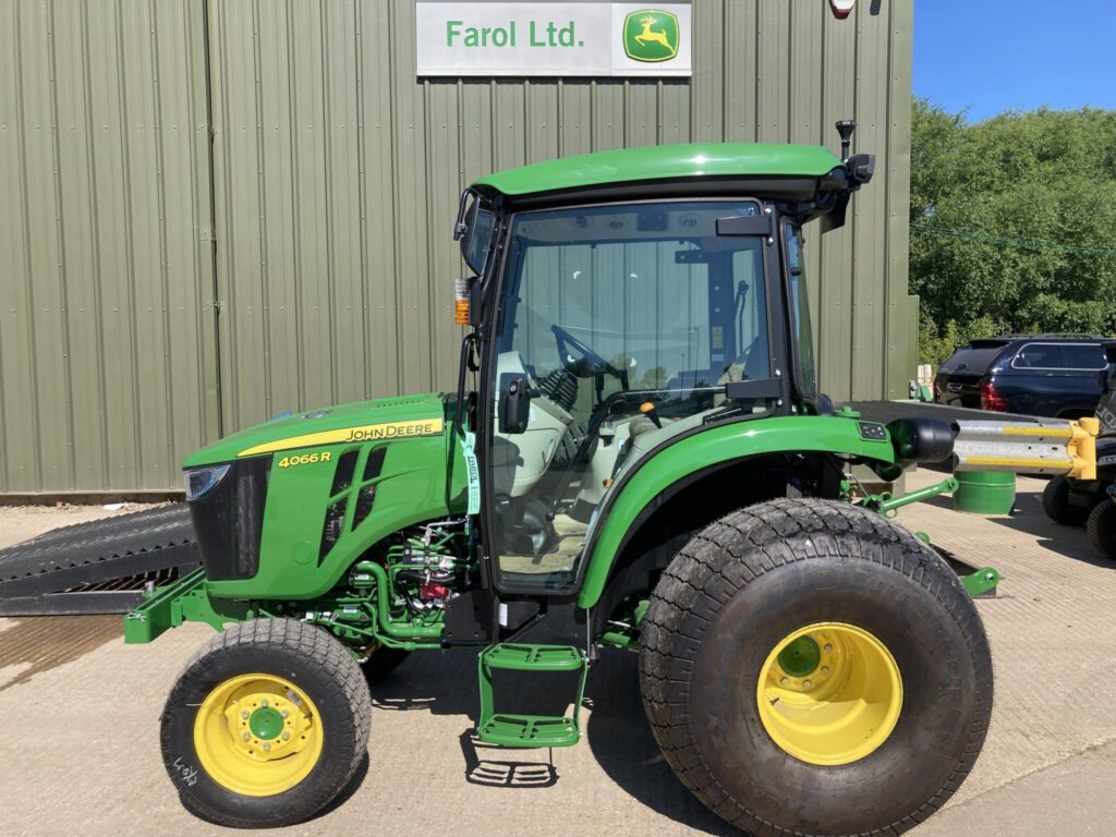 John Deere 4066R compact tractor