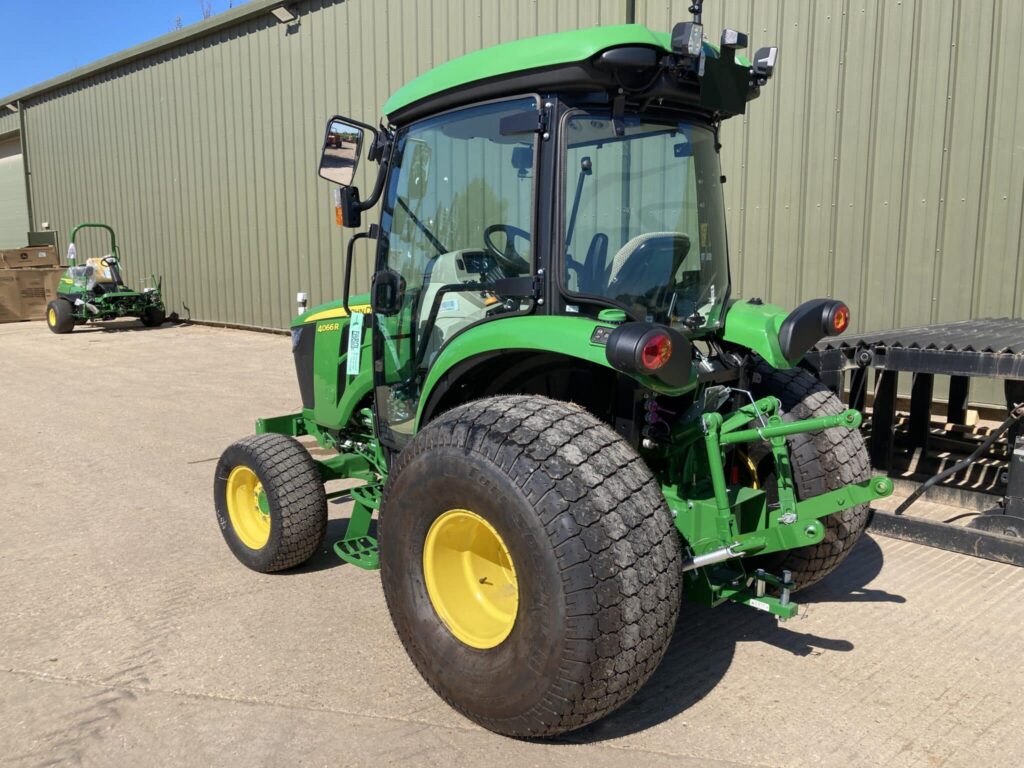 John Deere 4066R compact tractor