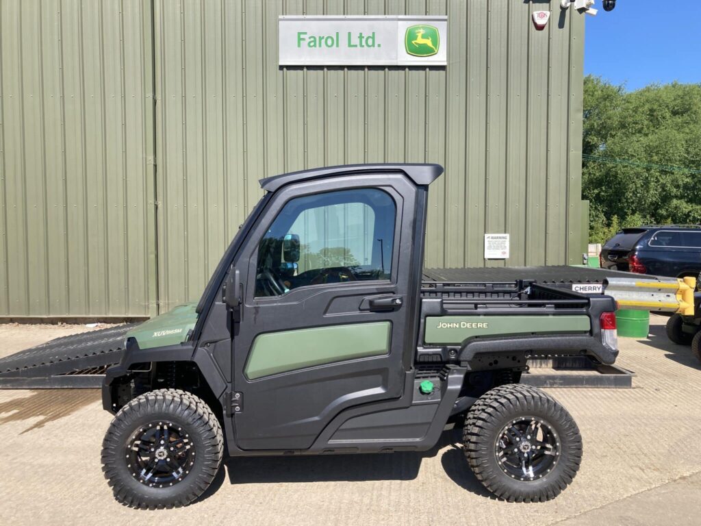 John Deere XUV865M Gator