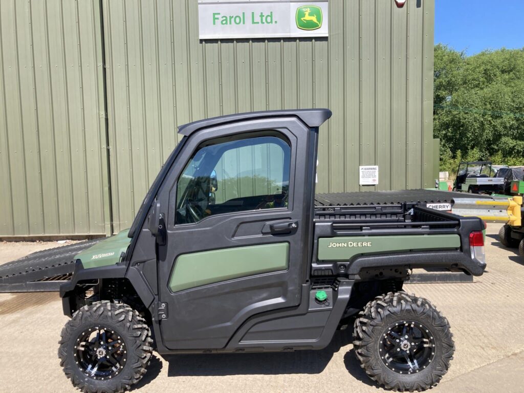 John Deere XUV865M Gator