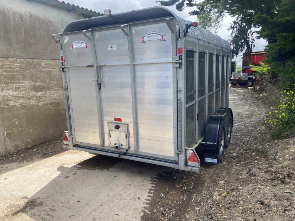 GRAHAM EDWARDS 12FT TWIN AXLE CATTLE TRAILER C/W SHEEP DECKS