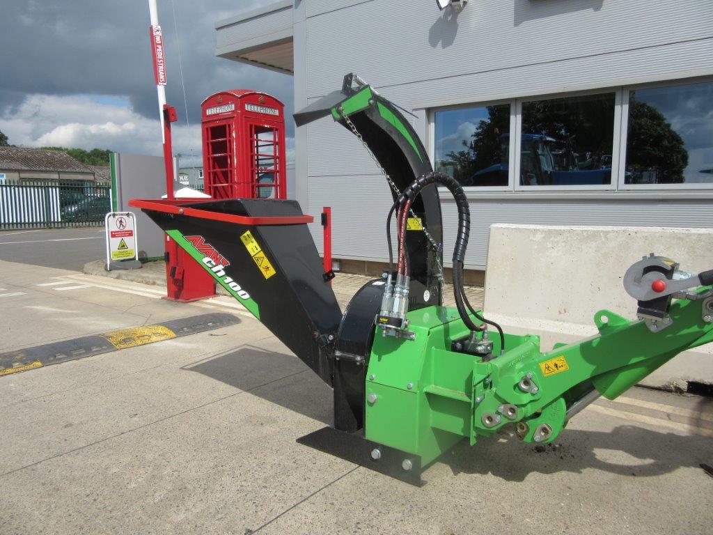 AVANT Wood Chipper CH100