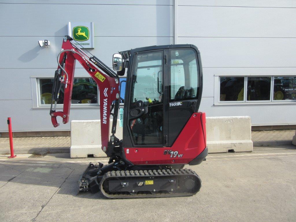 YANMAR SV19VT CAB