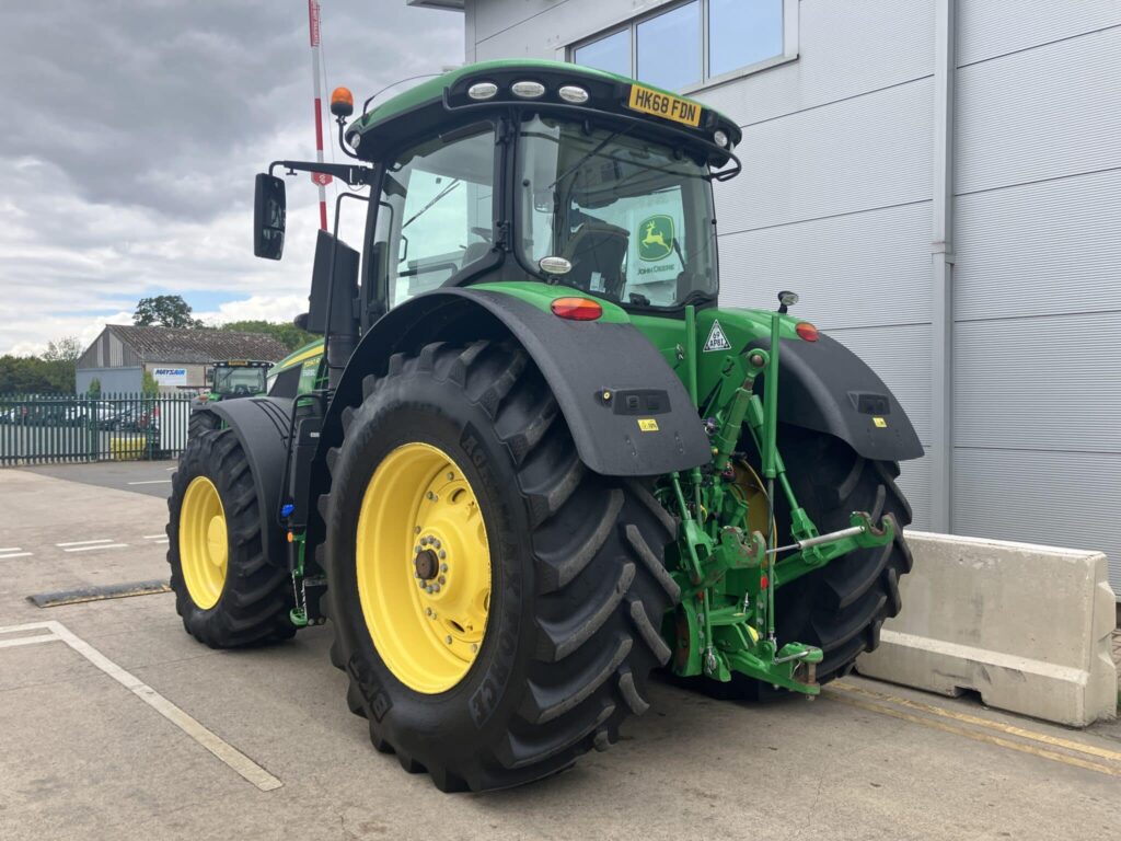 John Deere 7290R