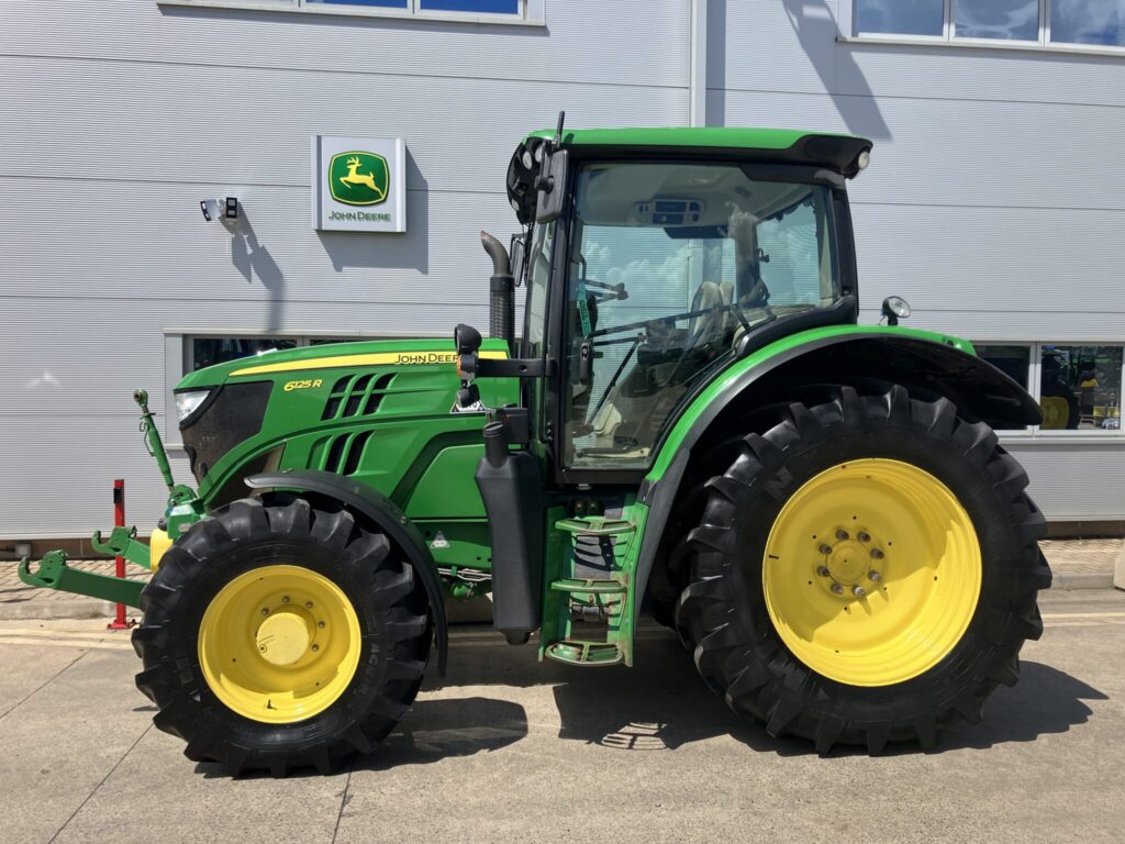 John Deere 6125R