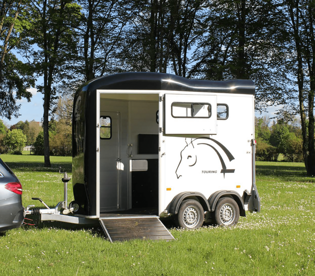 Cheval Liberte Touring One Horse Trailer