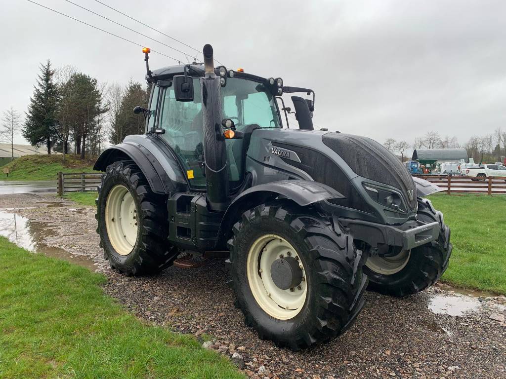 Valtra T154 Hi Tec