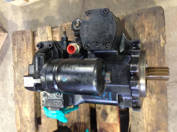 Timberjack 1270D Trans pump F062534